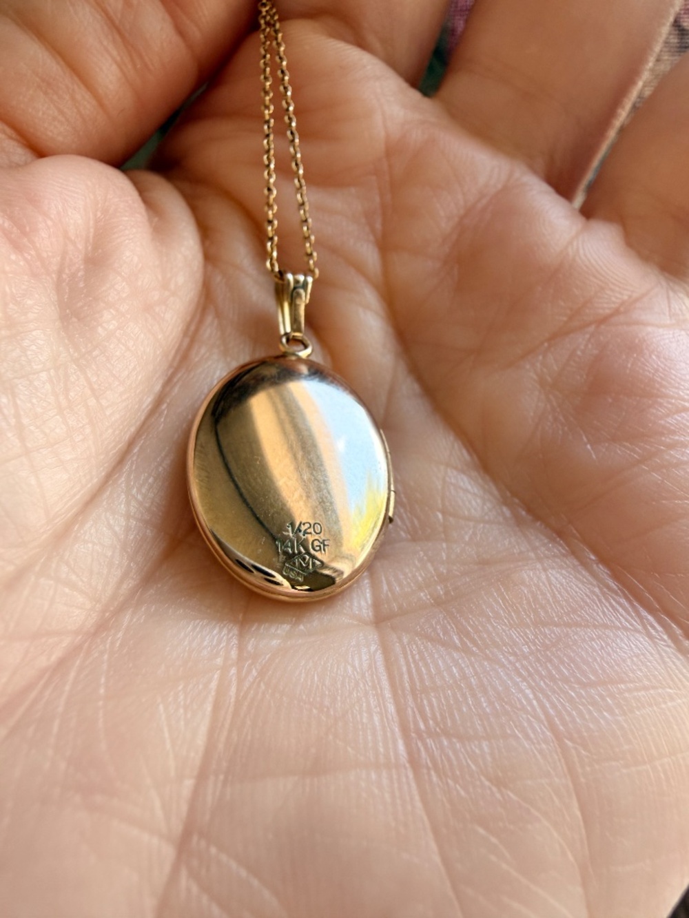 Kuhn NYC "Edith" 14K Gold Filled Large Locket with Diamond - Picture 8 of 12